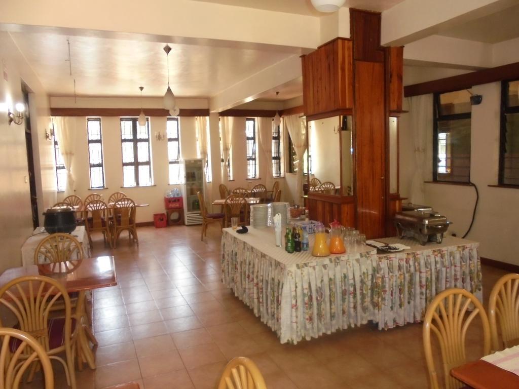 Chak Guesthouse & Conference Center Nairobi Dış mekan fotoğraf