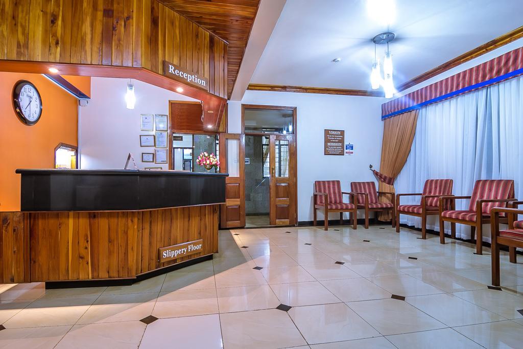 Chak Guesthouse & Conference Center Nairobi Dış mekan fotoğraf