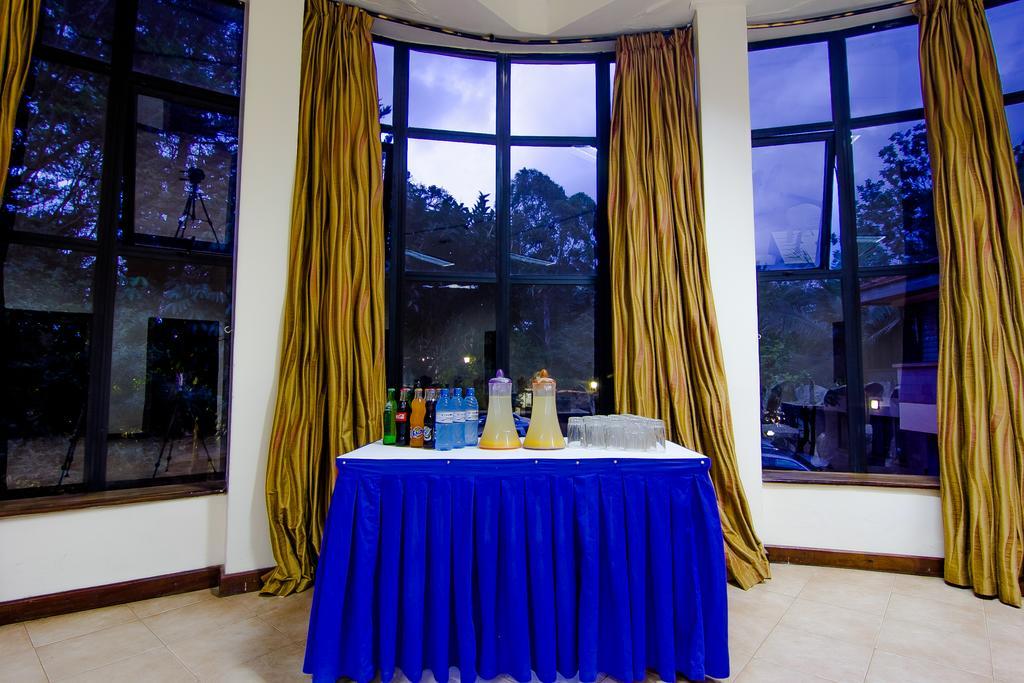 Chak Guesthouse & Conference Center Nairobi Dış mekan fotoğraf